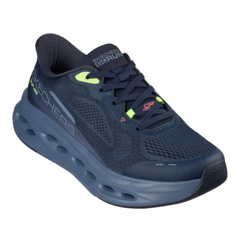 SKECHERS MAX CUSHIONING GLIDE-STEP-ADVERT