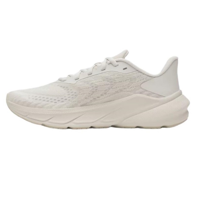 UNDER ARMOUR UA W TURBULENCE 3