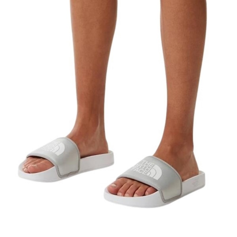 THE NORTH FACE WOMEN'S BASE CAMP SLIDE III METALLIC