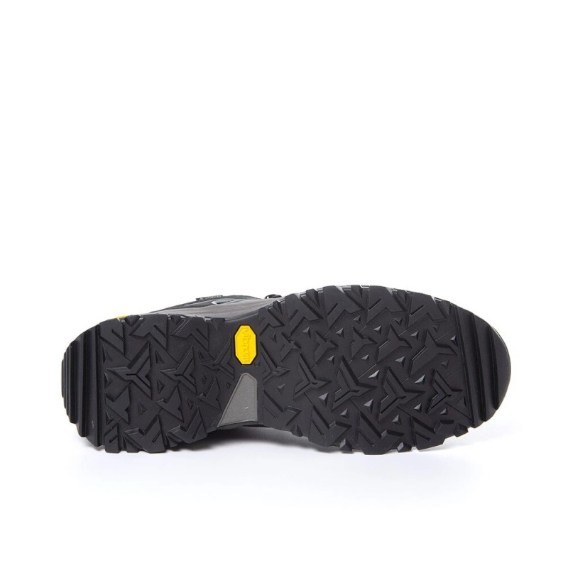 THE NORTH FACE M HEDGEHOG GORE-TEX