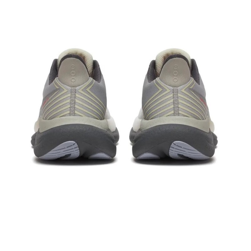 SAUCONY TRIUMPH 23